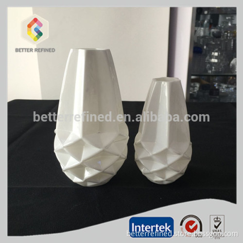 White Color Hand Blown Art Glass Vase